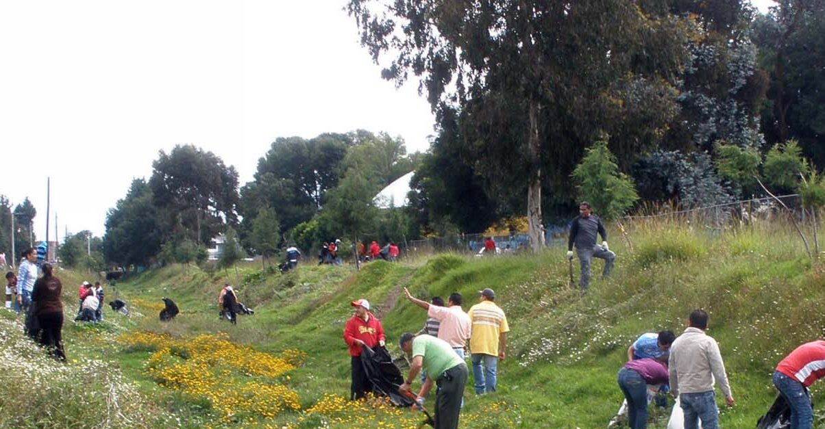 Qué es una asociación comunitaria y cómo ayuda a mejorar espacios públicos